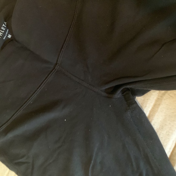 Athlete Cropped Chaturanga Leggings- Black Size M - Picture 4 of 6